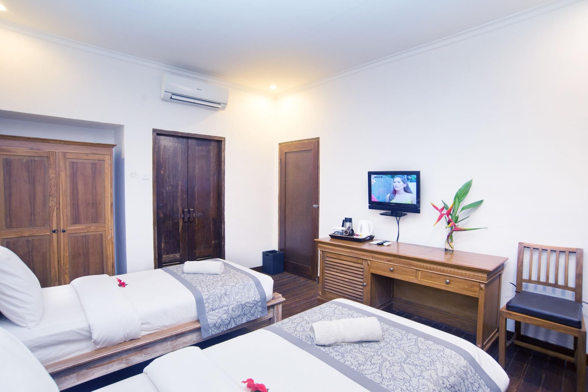 Royal Regantris Villa Karang Gili Air Bagian luar foto