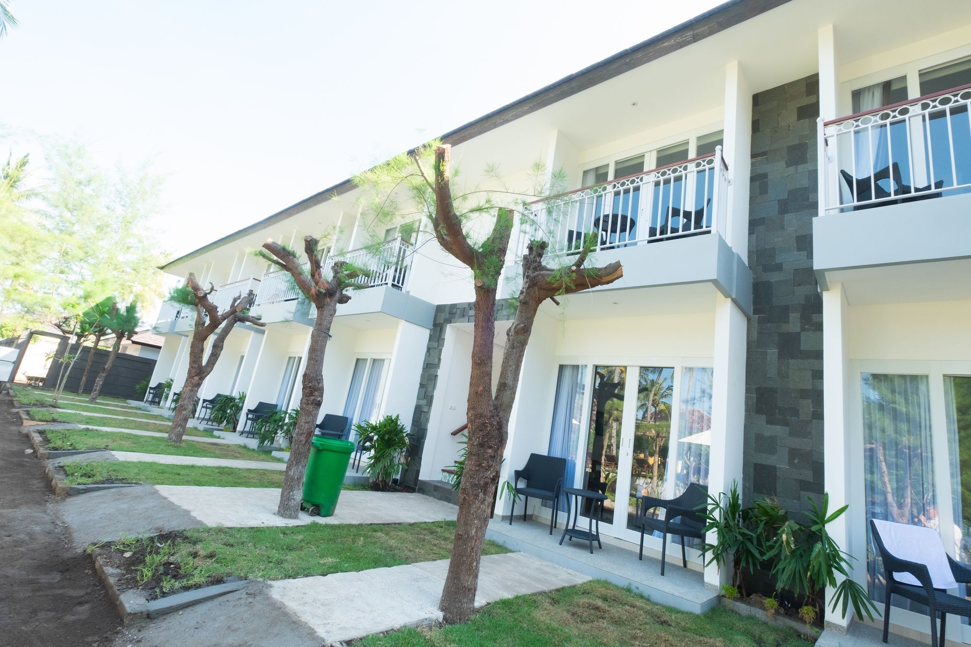 Royal Regantris Villa Karang Gili Air Bagian luar foto