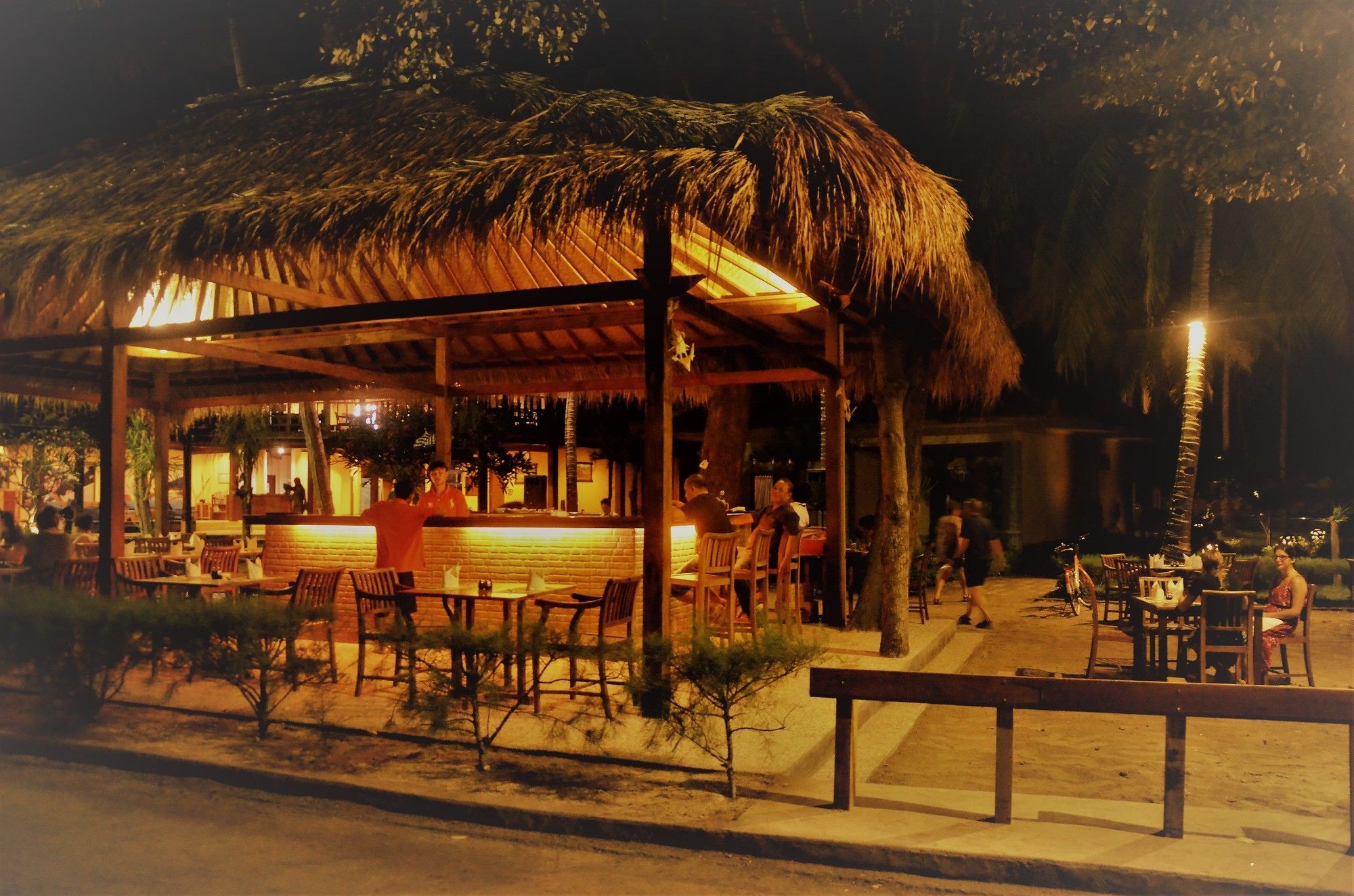 Royal Regantris Villa Karang Gili Air Bagian luar foto