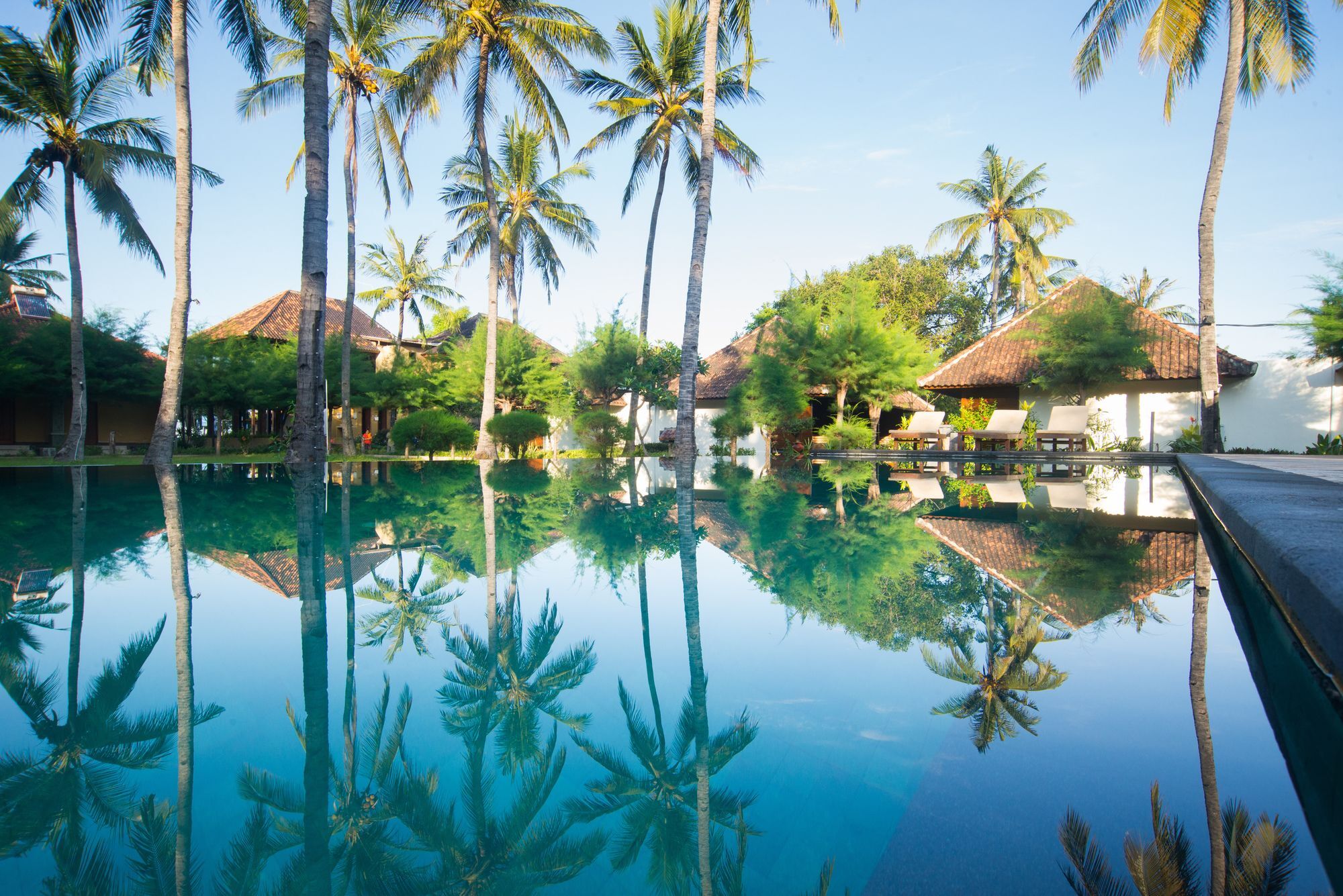 Royal Regantris Villa Karang Gili Air Bagian luar foto