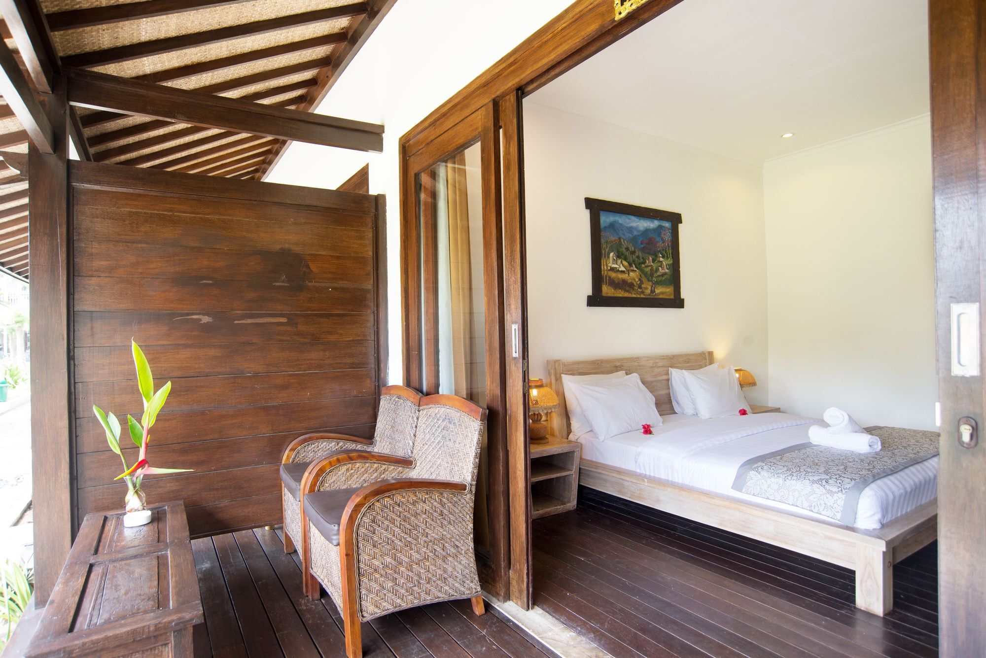 Royal Regantris Villa Karang Gili Air Bagian luar foto