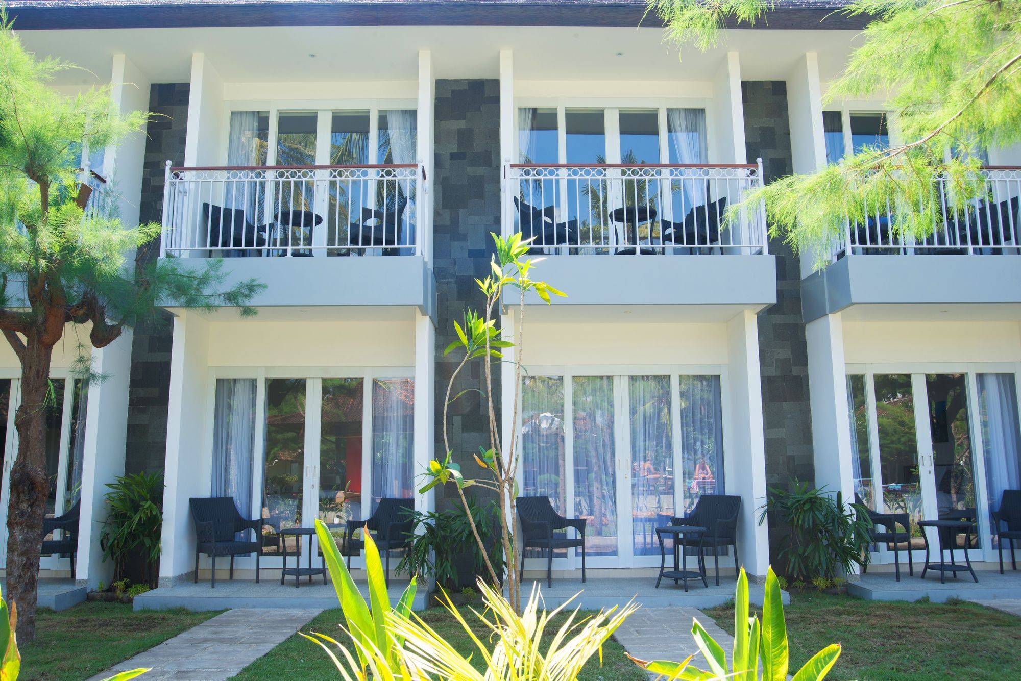 Royal Regantris Villa Karang Gili Air Bagian luar foto