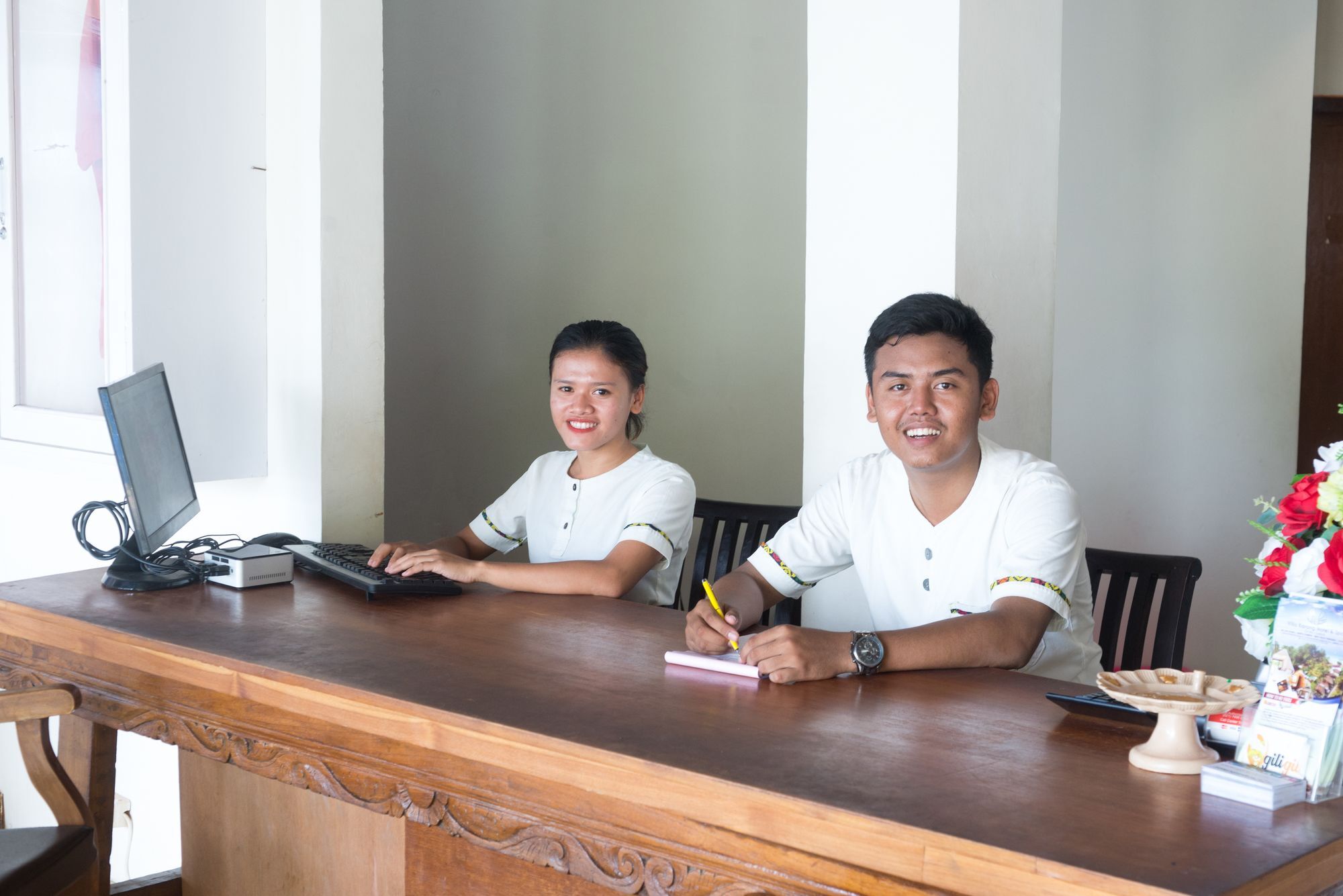 Royal Regantris Villa Karang Gili Air Bagian luar foto