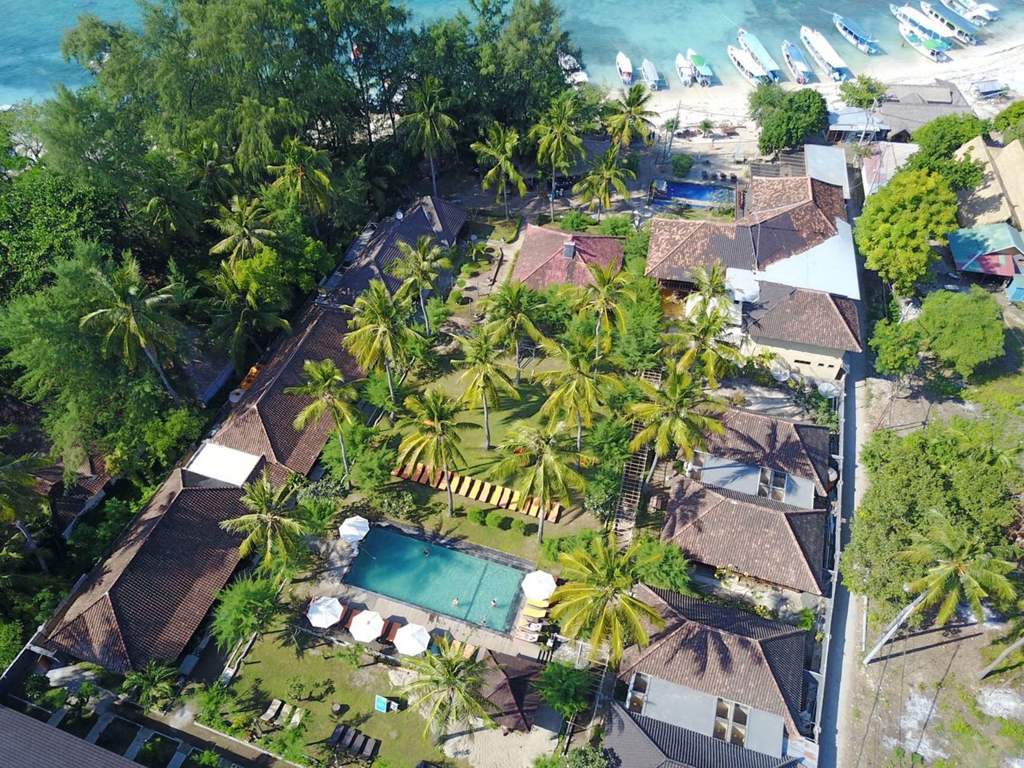 Royal Regantris Villa Karang Gili Air Bagian luar foto